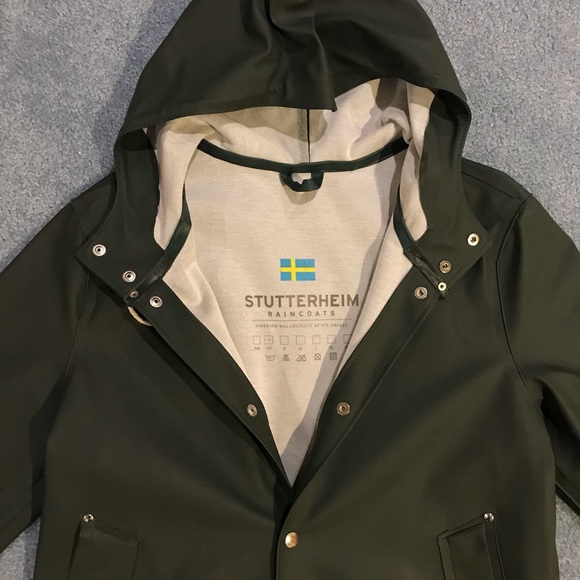 Stutterheim Green Stockholm Raincoat. X-Small - Picture 5 of 5